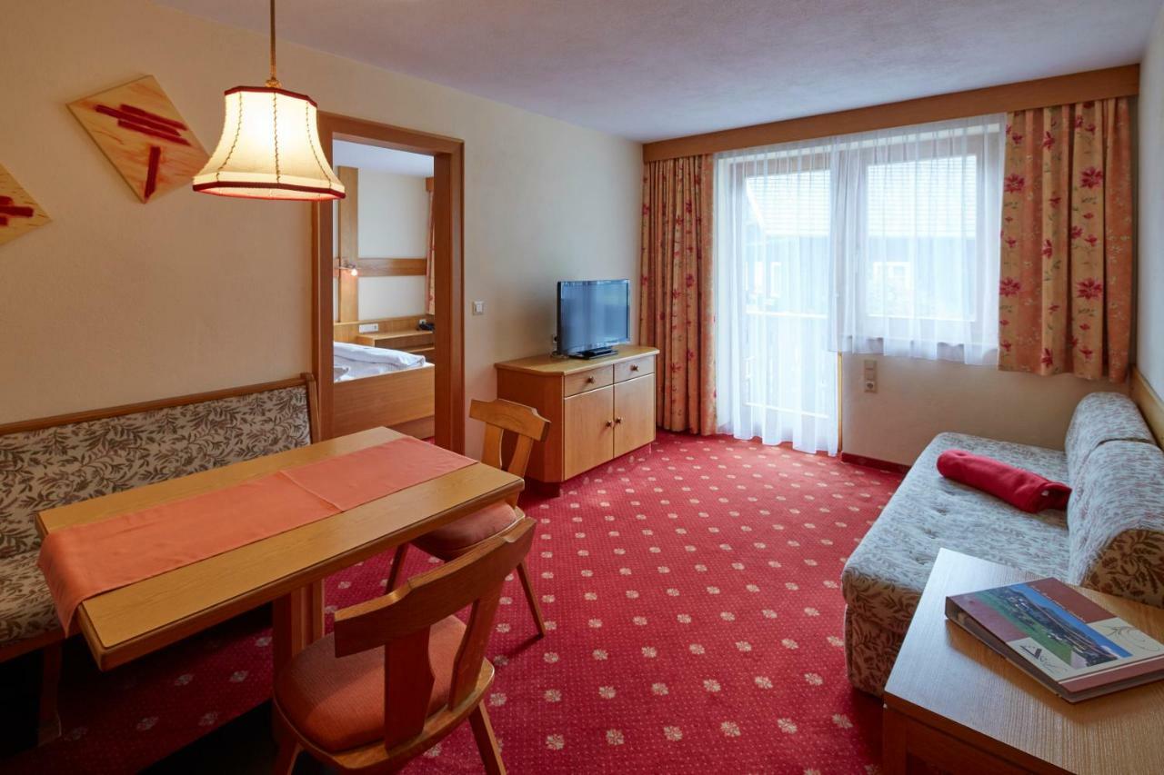 Das Apartment Rief Daheim Beim Wanderprofi Adults Only Tannheim Buitenkant foto